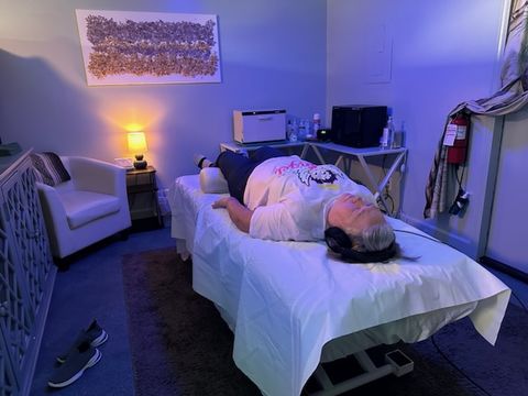 DeParios Holistic Massage &Body Work, massage spa in Havelock, NC